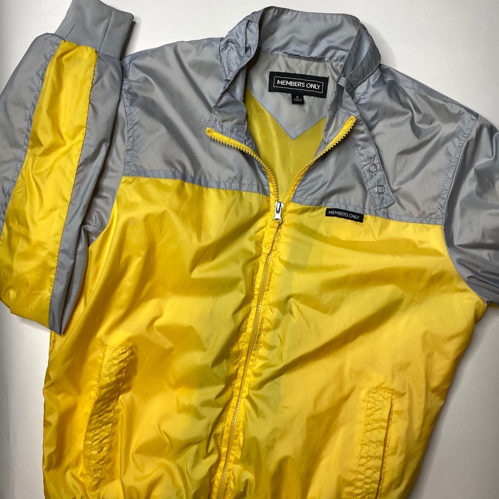 Windbreaker jacket